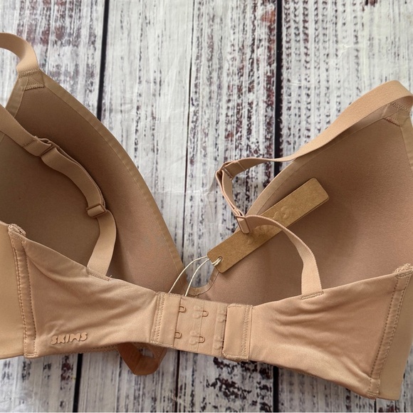 Skims Wireless Form T-shirt Bra Clay 32DDD - Picture 4 of 6
